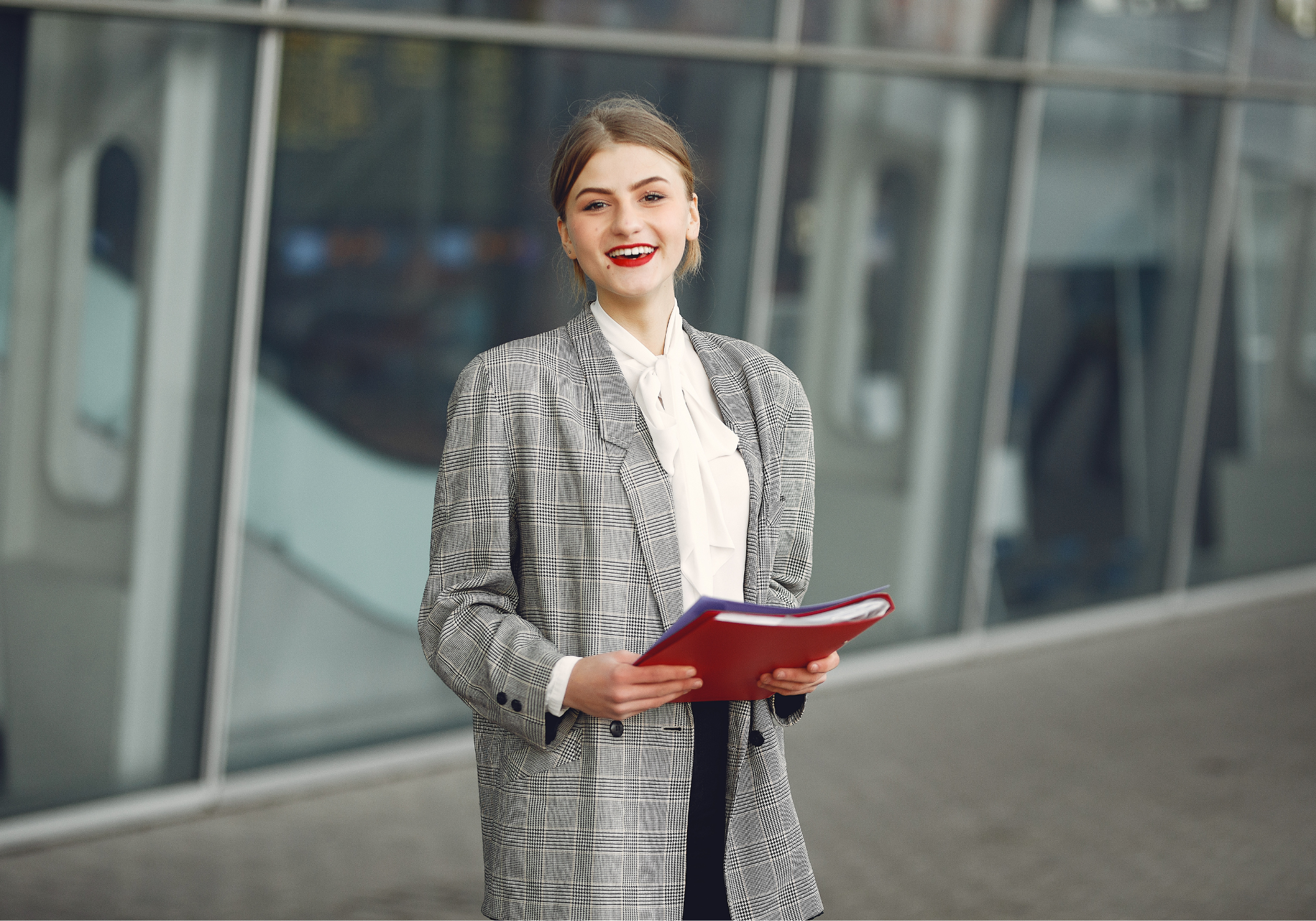 Who Qualifies for the L1A Visa? Here’s What You Need to Know